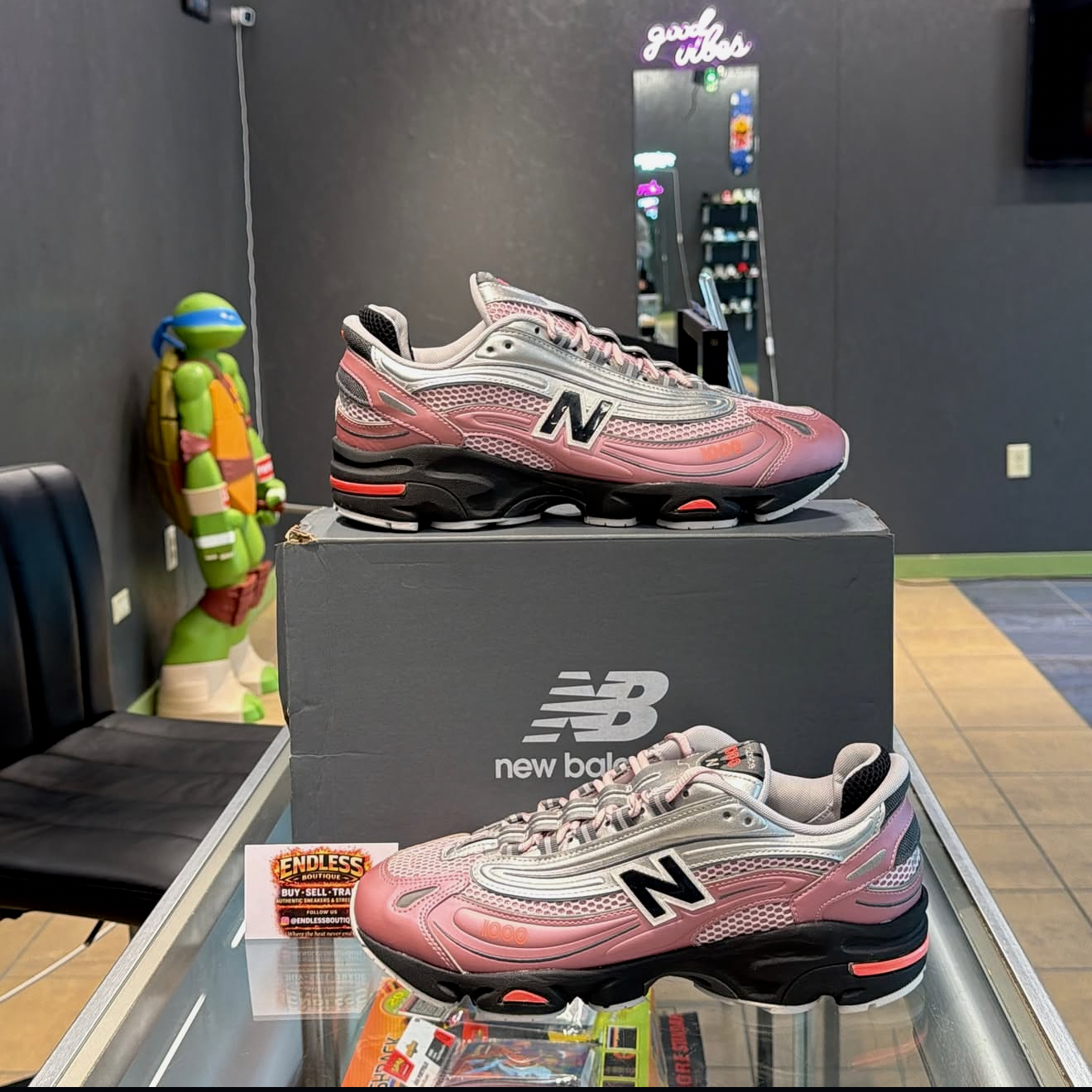 New Balance 1000 Metallic Silver