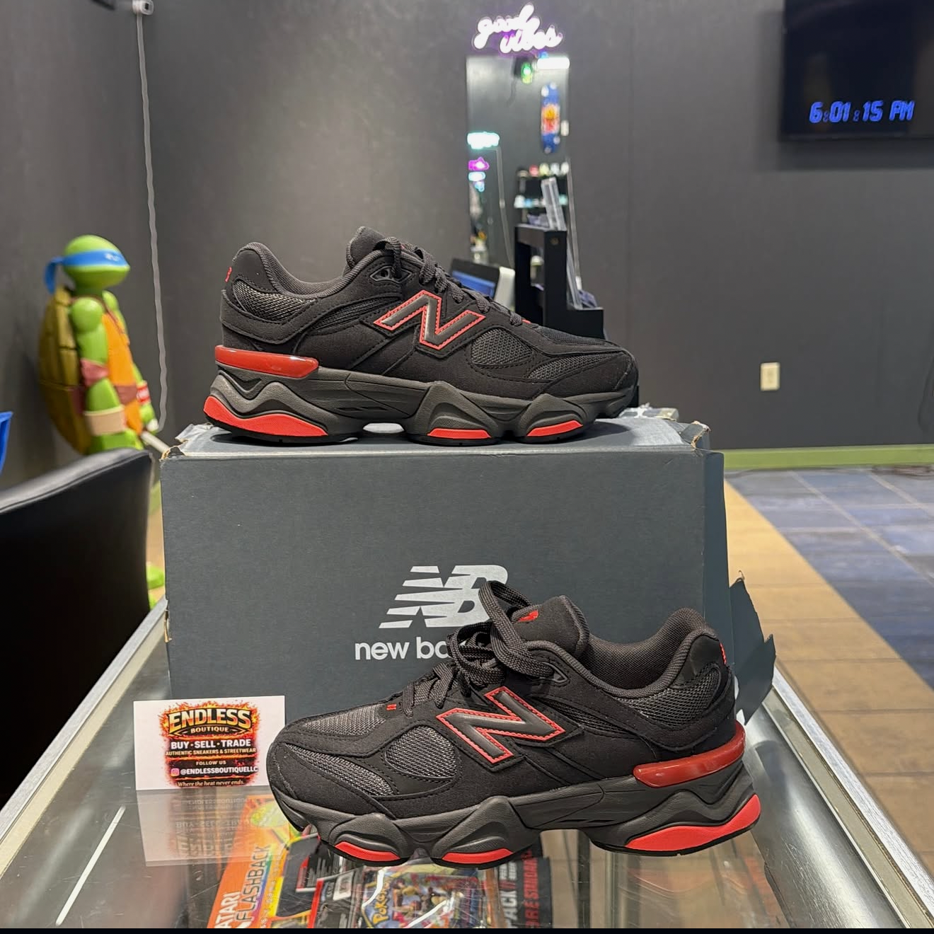 New Balance 9060 True Red