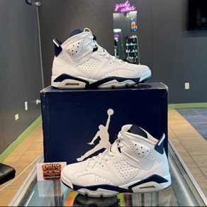 Jordan 6 Midnight Navy (2022)