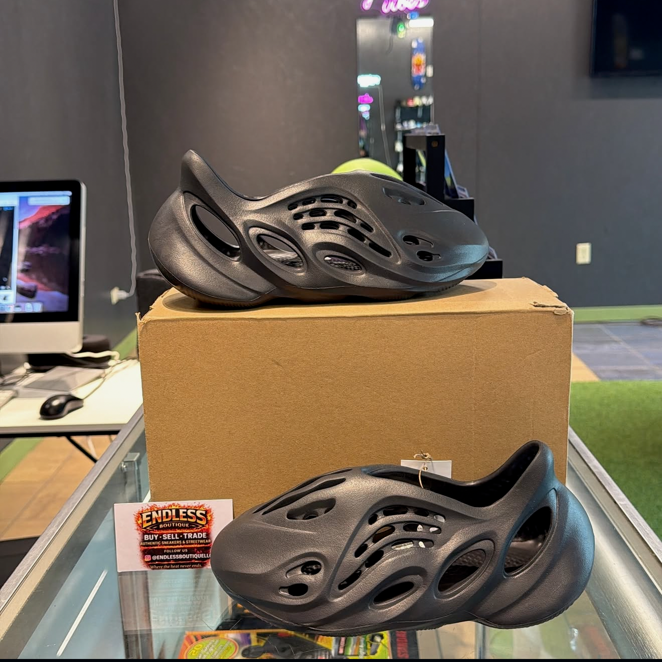 Yeezy Foam RNNR Onyx