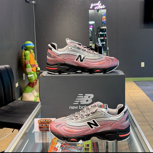 New Balance 1000 Metallic Silver