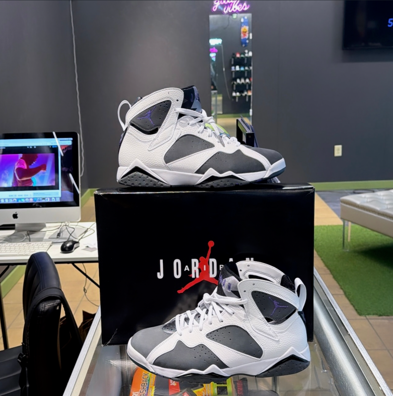 Jordan 7 Flint (2021)