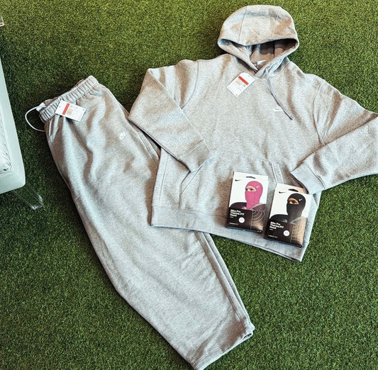 Nike Fleece Pullover Hoodie & Sweatpants Set