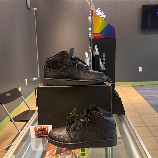Jordan 1 Mid Black (2019)