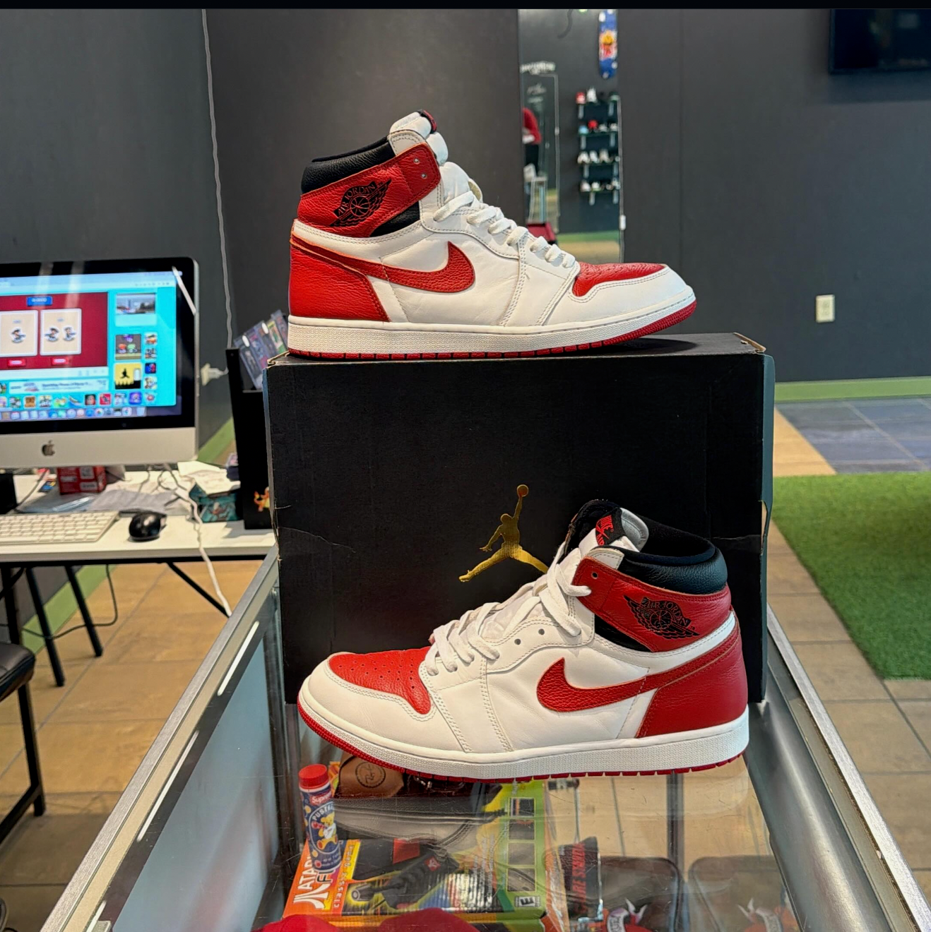 Jordan 1 High Heritage
